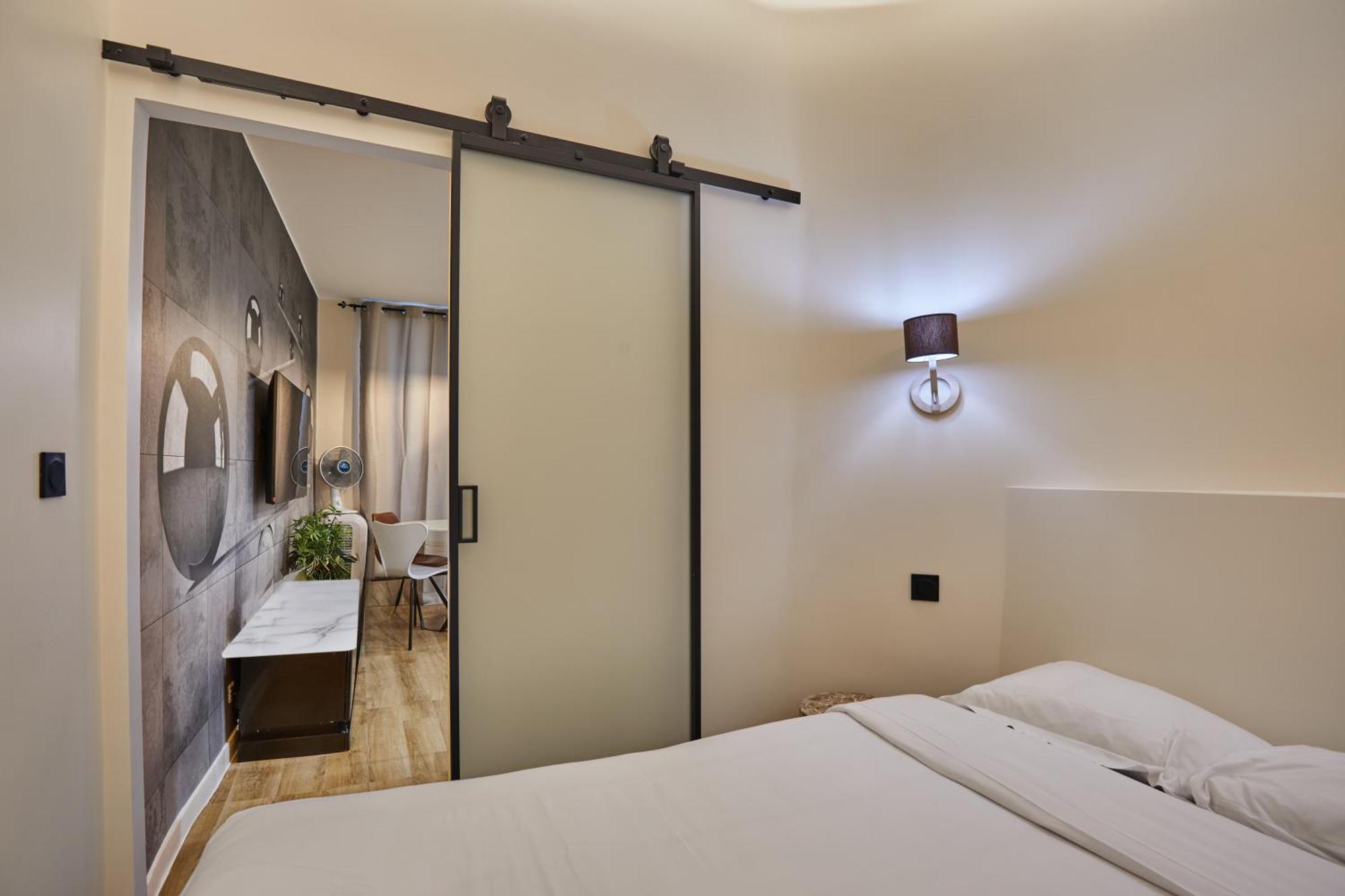 Rent A Room - Residence Meslay Párizs Kültér fotó